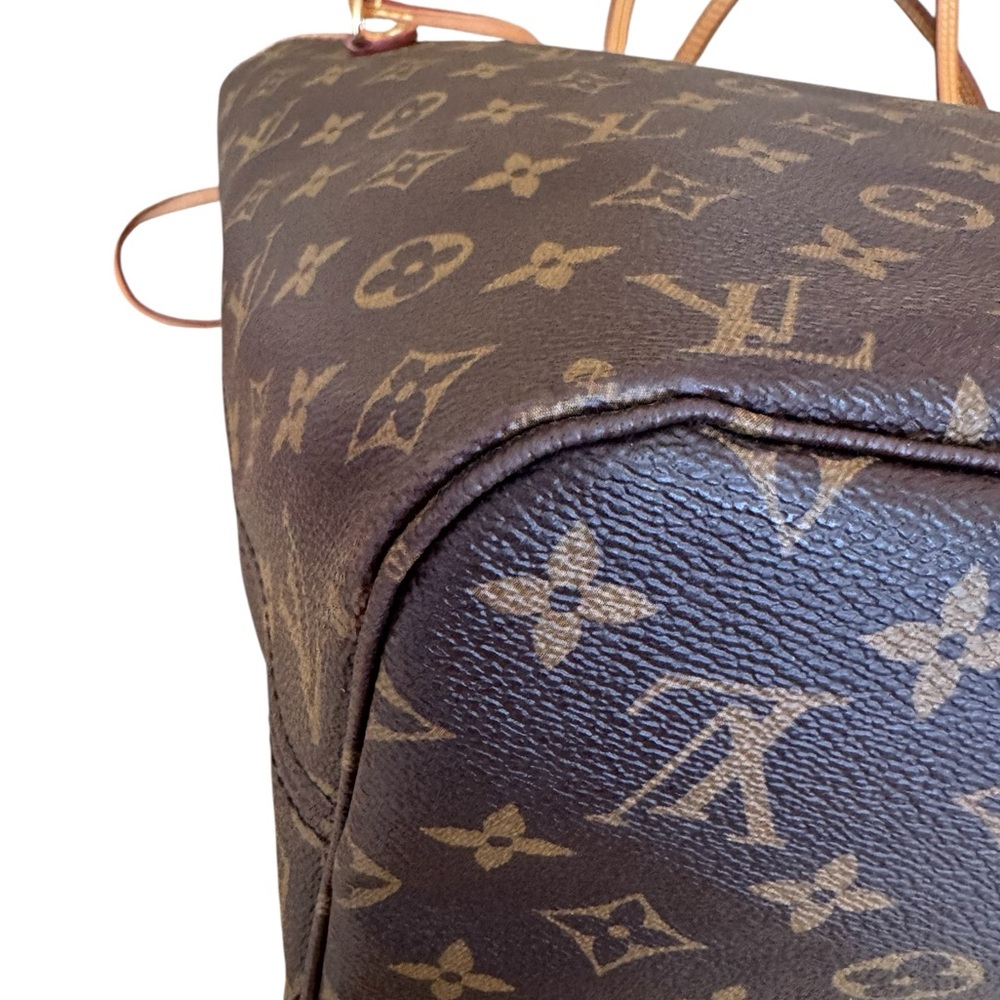 Louis Vuitton Neverfull MM w/ COA - Picture 8 of 13